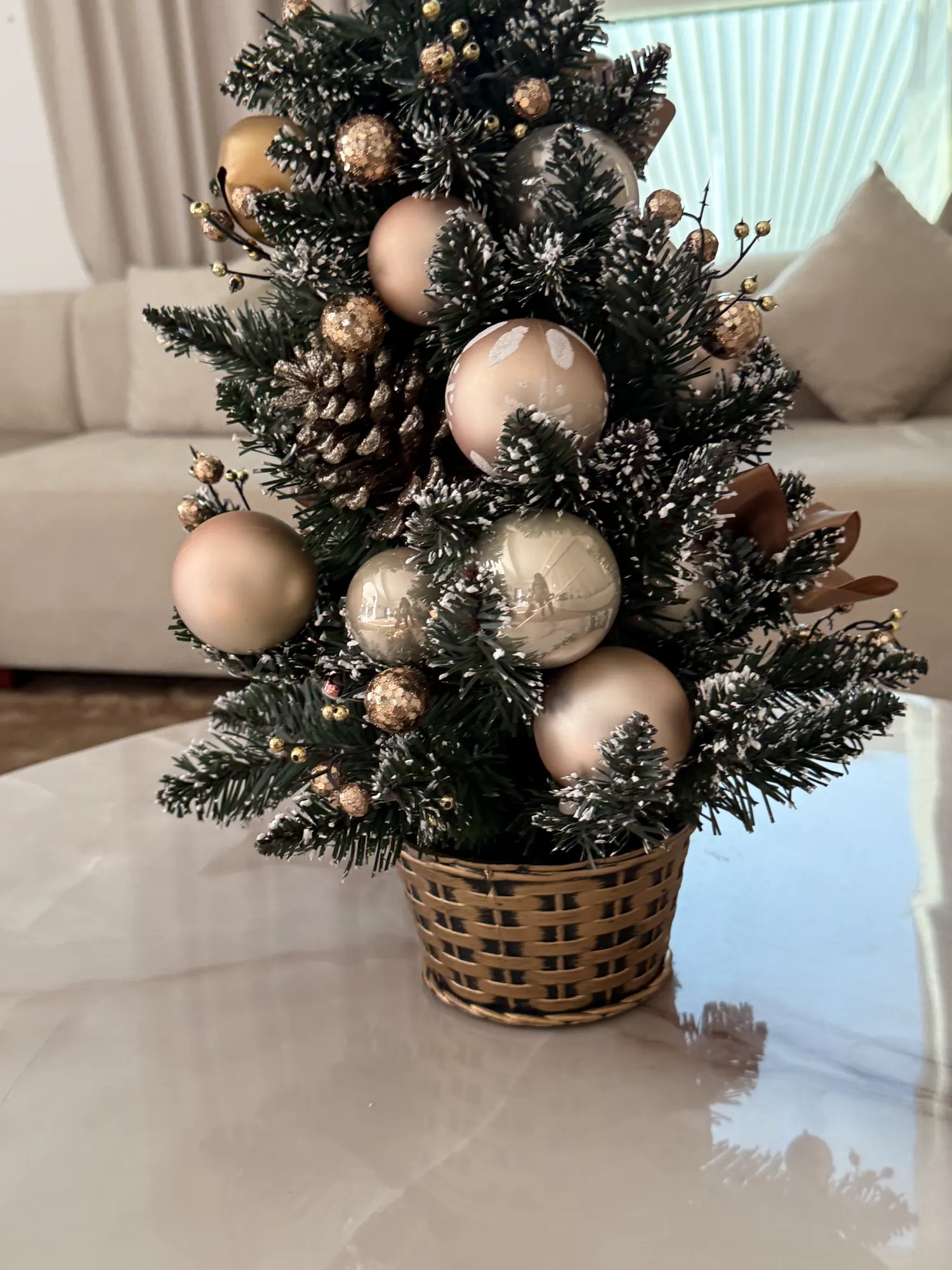 Tabletop tree in a basket — Christmas décor by Aura